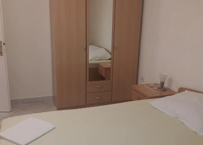 Dinka Apartmán *