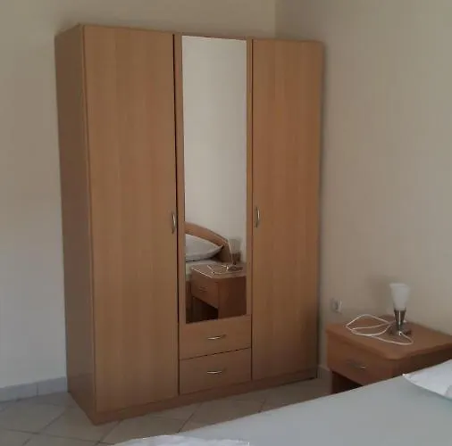 Dinka Apartmán *
